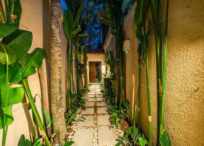 Seacluded 1 - 3br In - Large Pool Villa Seminyak