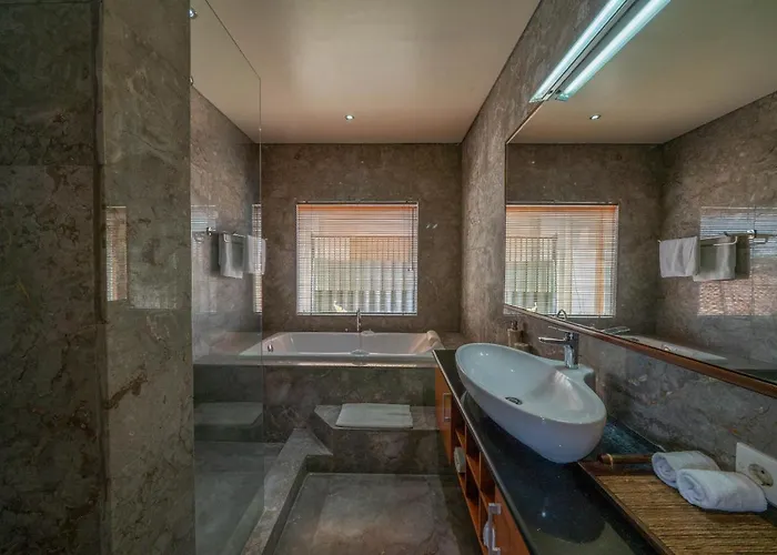 Seacluded 1 - 3br In - Large Pool Seminyak